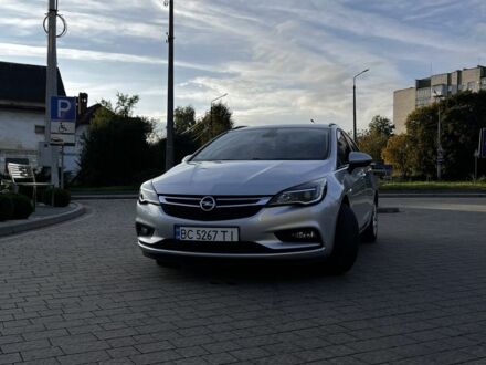 Опель Астра 2017 в Дрогобыче на Automoto.ua Серый Опель Астра, объемом двигателя 1.6 л и пробегом 191 тыс. км за 9899 $, фото 1 на Automoto.ua