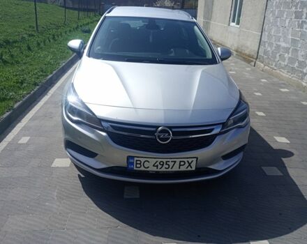 Серый Опель Астра, объемом двигателя 0 л и пробегом 240 тыс. км за 10000 $, фото 1 на Automoto.ua