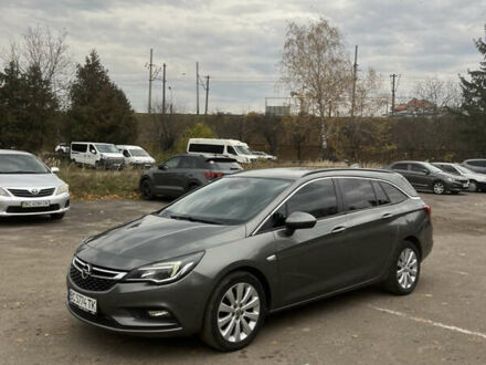 Серый Опель Астра, объемом двигателя 1.6 л и пробегом 198 тыс. км за 10700 $, фото 1 на Automoto.ua