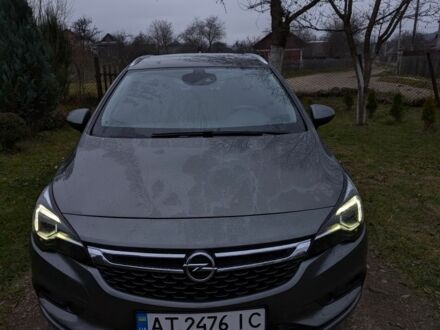 Серый Опель Астра, объемом двигателя 1.6 л и пробегом 192 тыс. км за 12100 $, фото 1 на Automoto.ua