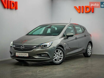 Серый Опель Астра, объемом двигателя 1.6 л и пробегом 125 тыс. км за 11145 $, фото 1 на Automoto.ua