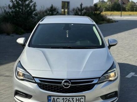 Опель Астра 2018 у Луцьку на Automoto.ua Сірий Опель Астра, об'ємом двигуна 1.6 л та пробігом 255 тис. км за 11500 $, фото 1 на Automoto.ua