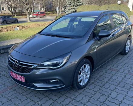 Серый Опель Астра, объемом двигателя 1.6 л и пробегом 207 тыс. км за 10800 $, фото 1 на Automoto.ua