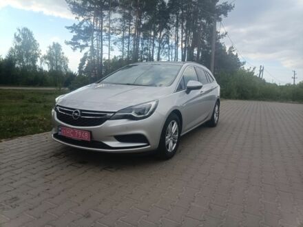 Опель Астра 2019 в Глухове на Automoto.ua Серый Опель Астра, объемом двигателя 0 л и пробегом 195 тыс. км за 12800 $, фото 1 на Automoto.ua