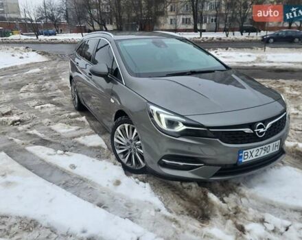 Сірий Опель Астра, об'ємом двигуна 1.5 л та пробігом 134 тис. км за 15500 $, фото 1 на Automoto.ua