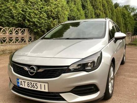 Серый Опель Астра, объемом двигателя 1.5 л и пробегом 115 тыс. км за 12599 $, фото 1 на Automoto.ua