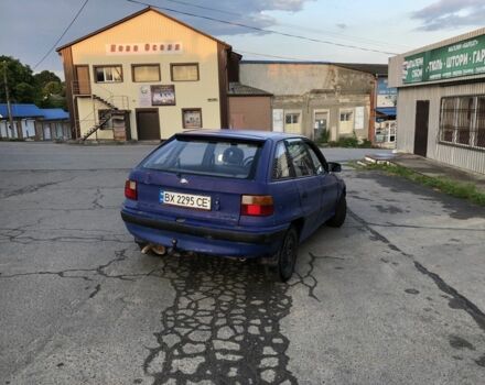 Синий Опель Астра, объемом двигателя 1.6 л и пробегом 500 тыс. км за 600 $, фото 2 на Automoto.ua