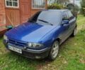 Синій Опель Астра, об'ємом двигуна 1.6 л та пробігом 370 тис. км за 1600 $, фото 1 на Automoto.ua