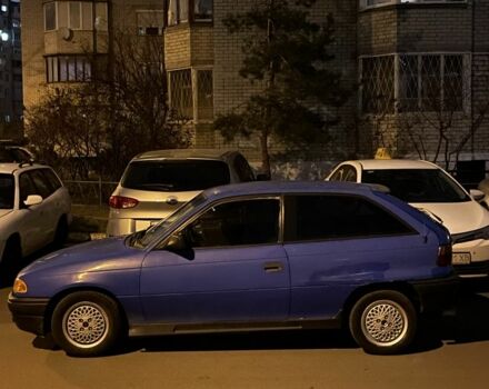Синий Опель Астра, объемом двигателя 1.4 л и пробегом 310 тыс. км за 1500 $, фото 1 на Automoto.ua
