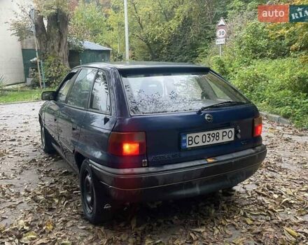 Синий Опель Астра, объемом двигателя 1.6 л и пробегом 300 тыс. км за 1500 $, фото 11 на Automoto.ua