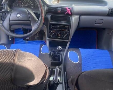 Синій Опель Астра, об'ємом двигуна 1.4 л та пробігом 250 тис. км за 1400 $, фото 2 на Automoto.ua