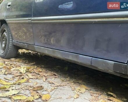 Синий Опель Астра, объемом двигателя 1.6 л и пробегом 300 тыс. км за 1500 $, фото 6 на Automoto.ua