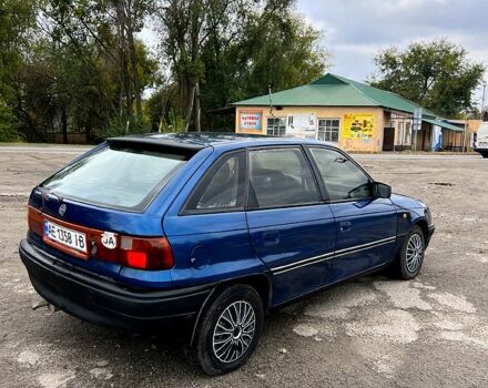 Синий Опель Астра, объемом двигателя 1.4 л и пробегом 250 тыс. км за 850 $, фото 5 на Automoto.ua