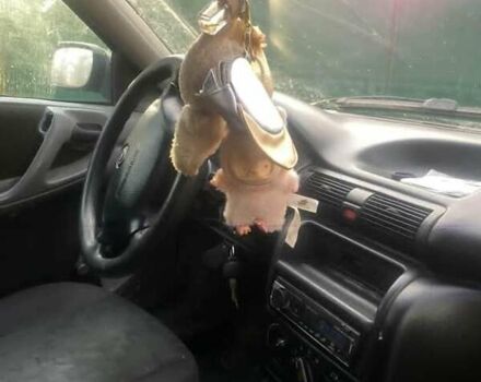 Синий Опель Астра, объемом двигателя 1.7 л и пробегом 350 тыс. км за 700 $, фото 3 на Automoto.ua