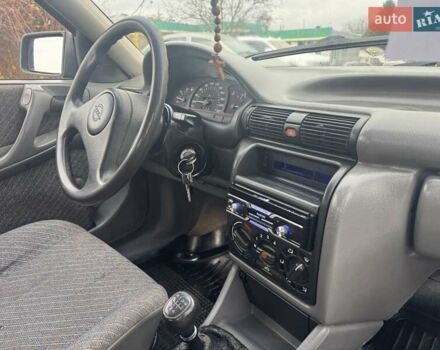 Синій Опель Астра, об'ємом двигуна 1.6 л та пробігом 200 тис. км за 1499 $, фото 17 на Automoto.ua