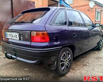 Синий Опель Астра, объемом двигателя 1.6 л и пробегом 200 тыс. км за 1300 $, фото 4 на Automoto.ua