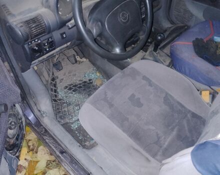 Опель Астра 1996 в Богодухове на Automoto.ua Синий Опель Астра, объемом двигателя 0 л и пробегом 2 тыс. км за 357 $, фото 9 на Automoto.ua