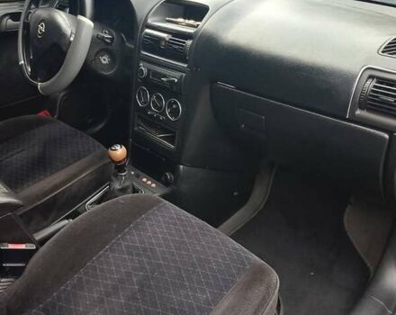 Синий Опель Астра, объемом двигателя 2 л и пробегом 312 тыс. км за 2700 $, фото 2 на Automoto.ua