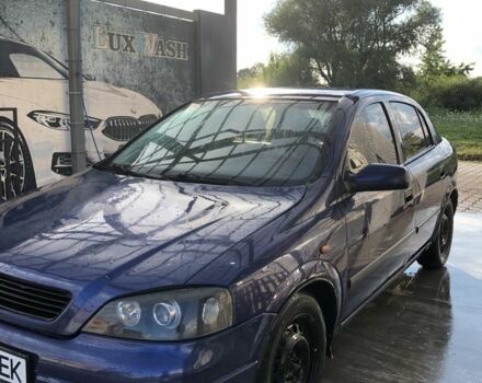 Синий Опель Астра, объемом двигателя 1.6 л и пробегом 384 тыс. км за 1500 $, фото 1 на Automoto.ua