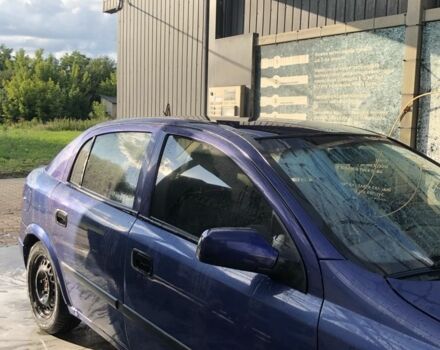 Синий Опель Астра, объемом двигателя 1.6 л и пробегом 384 тыс. км за 1500 $, фото 4 на Automoto.ua