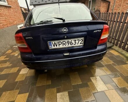 Синий Опель Астра, объемом двигателя 1.6 л и пробегом 270 тыс. км за 500 $, фото 3 на Automoto.ua