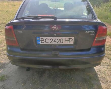 Синий Опель Астра, объемом двигателя 2 л и пробегом 350 тыс. км за 2800 $, фото 3 на Automoto.ua