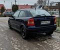 Синий Опель Астра, объемом двигателя 1.6 л и пробегом 200 тыс. км за 750 $, фото 2 на Automoto.ua