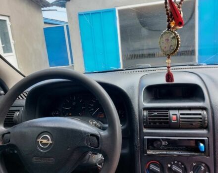 Синий Опель Астра, объемом двигателя 1.7 л и пробегом 219 тыс. км за 3000 $, фото 5 на Automoto.ua