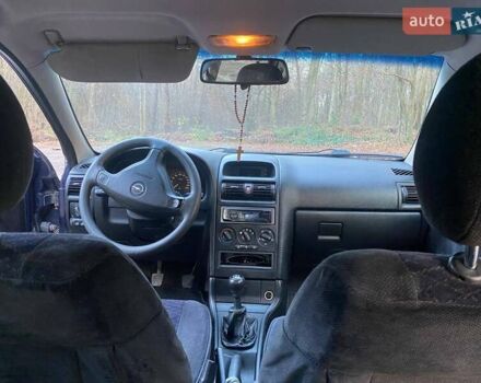 Синий Опель Астра, объемом двигателя 2 л и пробегом 395 тыс. км за 2500 $, фото 5 на Automoto.ua