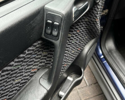 Синий Опель Астра, объемом двигателя 1.6 л и пробегом 295 тыс. км за 2650 $, фото 27 на Automoto.ua