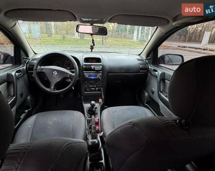 Синий Опель Астра, объемом двигателя 1.4 л и пробегом 473 тыс. км за 2600 $, фото 11 на Automoto.ua
