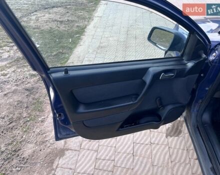 Синий Опель Астра, объемом двигателя 1.6 л и пробегом 340 тыс. км за 2300 $, фото 15 на Automoto.ua