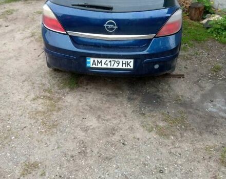 Синий Опель Астра, объемом двигателя 1.7 л и пробегом 330 тыс. км за 4700 $, фото 4 на Automoto.ua