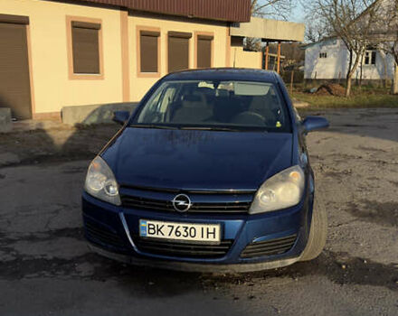 Синий Опель Астра, объемом двигателя 1.6 л и пробегом 189 тыс. км за 4600 $, фото 1 на Automoto.ua