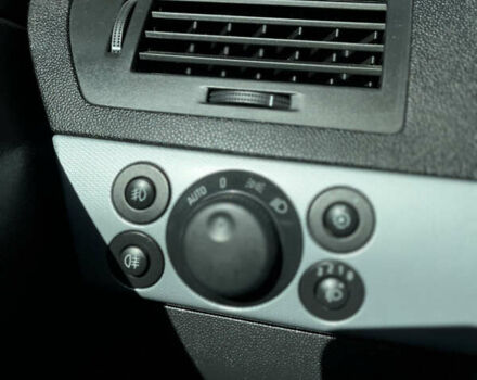 Синий Опель Астра, объемом двигателя 1.7 л и пробегом 170 тыс. км за 4700 $, фото 16 на Automoto.ua