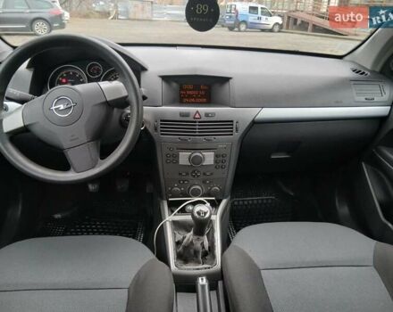 Синий Опель Астра, объемом двигателя 1.6 л и пробегом 251 тыс. км за 4600 $, фото 17 на Automoto.ua