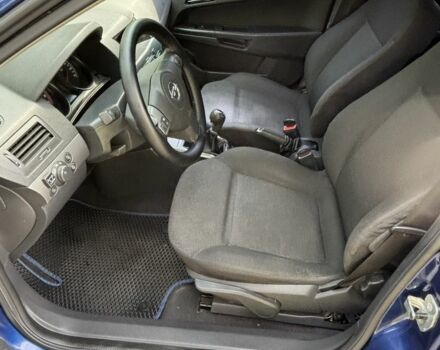 Синий Опель Астра, объемом двигателя 1.6 л и пробегом 195 тыс. км за 4800 $, фото 5 на Automoto.ua