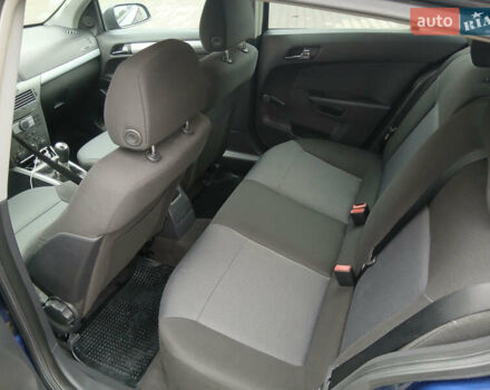 Синий Опель Астра, объемом двигателя 1.6 л и пробегом 251 тыс. км за 4300 $, фото 4 на Automoto.ua