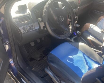 Синий Опель Астра, объемом двигателя 1.4 л и пробегом 255 тыс. км за 4000 $, фото 6 на Automoto.ua