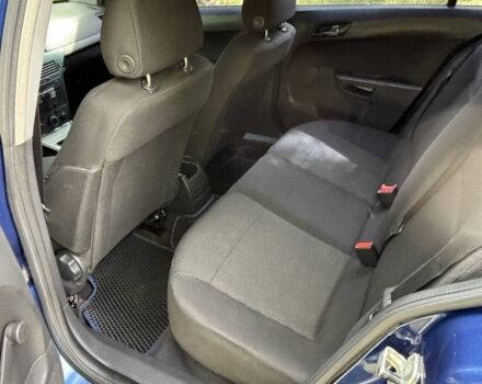 Синий Опель Астра, объемом двигателя 1.6 л и пробегом 195 тыс. км за 4800 $, фото 4 на Automoto.ua