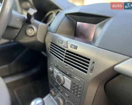 Синій Опель Астра, об'ємом двигуна 1.8 л та пробігом 156 тис. км за 5950 $, фото 76 на Automoto.ua