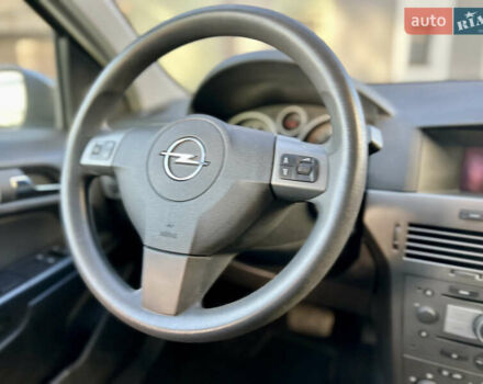 Синій Опель Астра, об'ємом двигуна 1.8 л та пробігом 156 тис. км за 5950 $, фото 61 на Automoto.ua