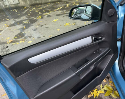 Синий Опель Астра, объемом двигателя 1.6 л и пробегом 210 тыс. км за 5600 $, фото 19 на Automoto.ua