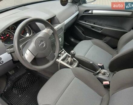 Синий Опель Астра, объемом двигателя 1.6 л и пробегом 251 тыс. км за 4600 $, фото 19 на Automoto.ua