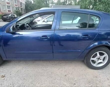 Синий Опель Астра, объемом двигателя 1.36 л и пробегом 254 тыс. км за 4000 $, фото 4 на Automoto.ua