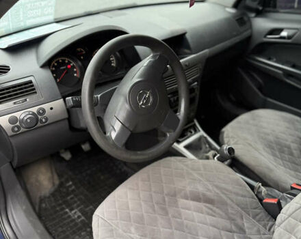 Синий Опель Астра, объемом двигателя 1.4 л и пробегом 350 тыс. км за 2450 $, фото 17 на Automoto.ua