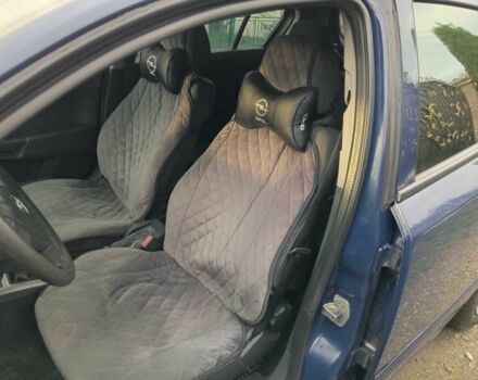 Синий Опель Астра, объемом двигателя 1.4 л и пробегом 345 тыс. км за 2800 $, фото 19 на Automoto.ua