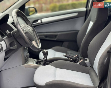 Синій Опель Астра, об'ємом двигуна 1.8 л та пробігом 217 тис. км за 5299 $, фото 27 на Automoto.ua