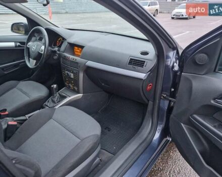 Синій Опель Астра, об'ємом двигуна 1.25 л та пробігом 275 тис. км за 3900 $, фото 17 на Automoto.ua