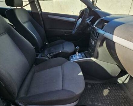 Опель Астра 2006 в Киеве на Automoto.ua Синий Опель Астра, объемом двигателя 1.6 л и пробегом 361 тыс. км за 3800 $, фото 15 на Automoto.ua